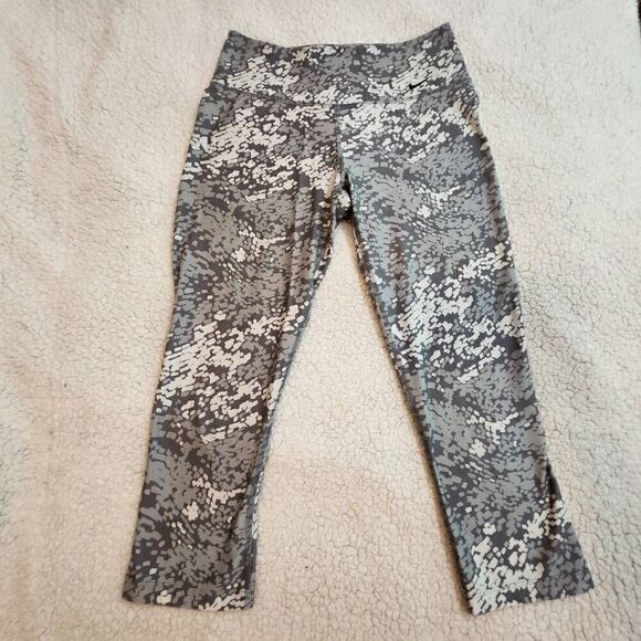 Nike Dri-Fit Ten/One cropped activewear pants size S - Picture 1 of 8